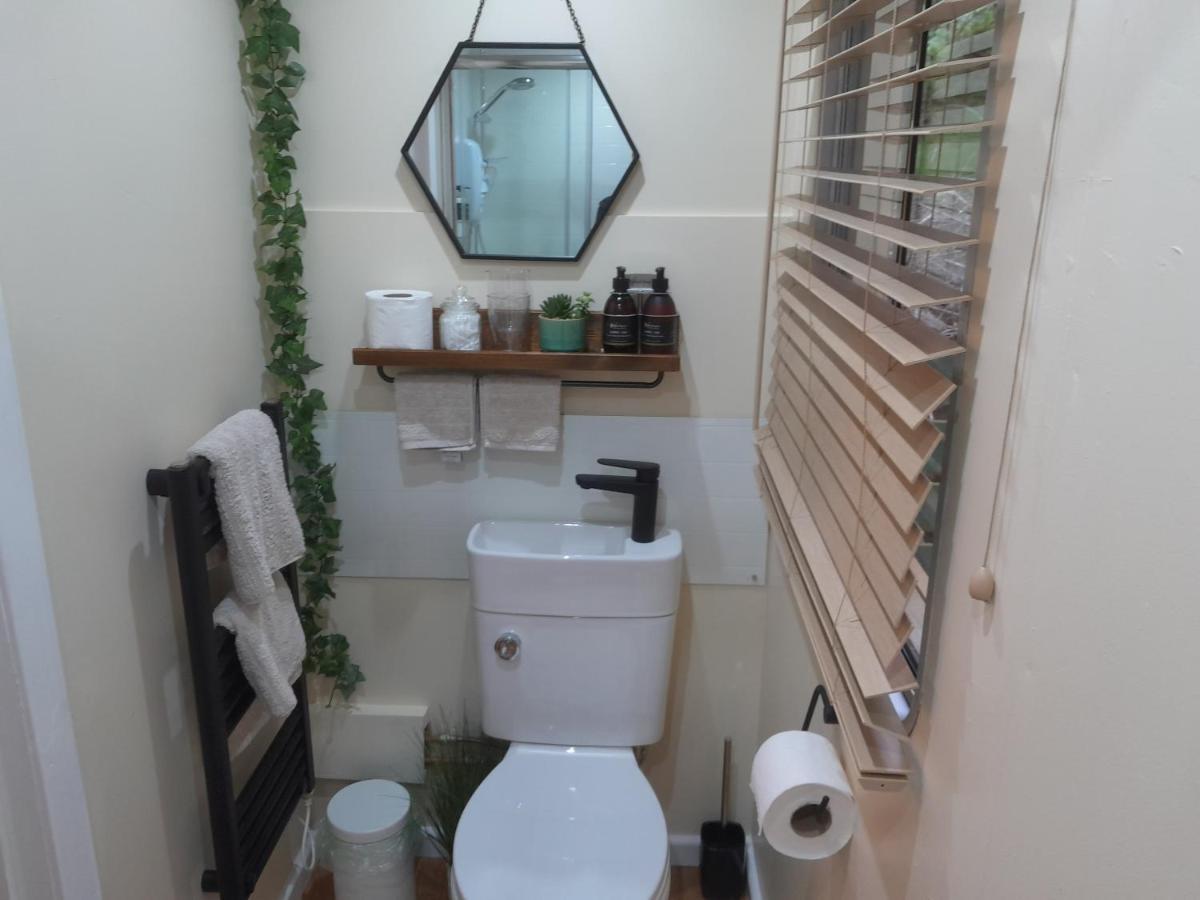The Cabin, Stronua. A Beautiful 1 Bedroom Cabin. ฟอร์ตออกัสตัส ภายนอก รูปภาพ